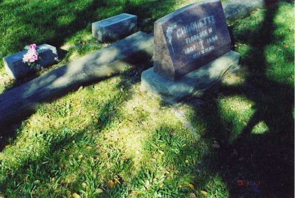 Edward & Francis McFarren's unmarked grave at Napa