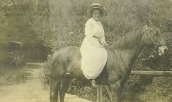 Bessie Edna Samuels