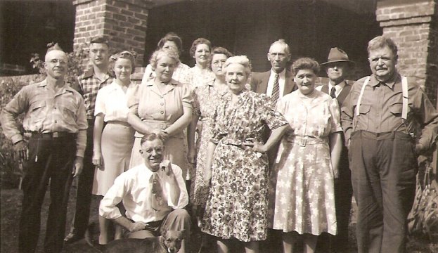 Samuels Family in mid-1940s