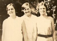 Edith Land & daughters