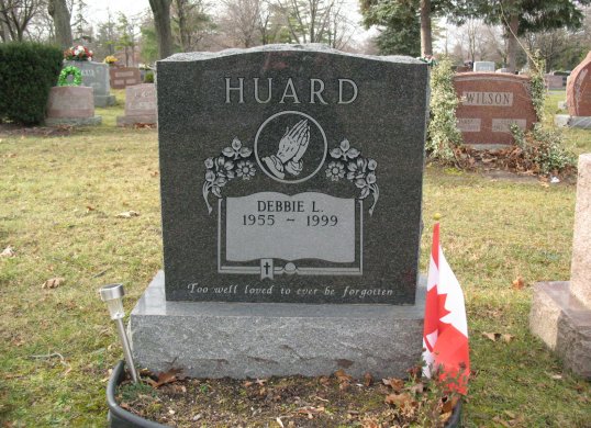 Debbie L. Huard headstone