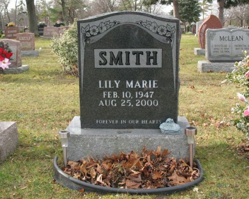 Lily Marie Smith headstone
