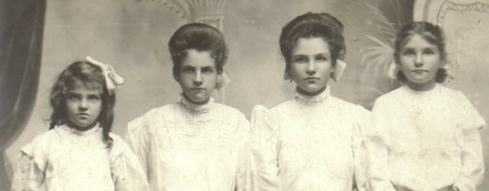 Henry C. Bertram's daughters