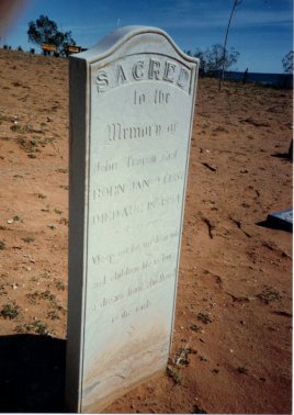 John Traugott Graf headstone