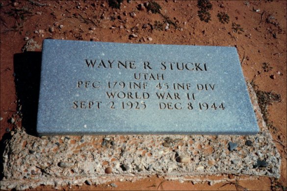 Wayne R. Stucki headstone