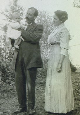 David (Dave) Harvey, William Harvey, Ann Jane (Annie) Detwiller