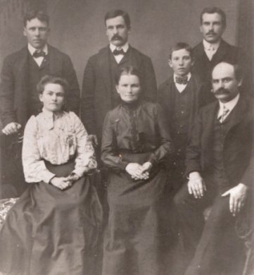 Mary Detwiller, Mathilda Moore Detwiller, 
                       John H. Detwiller, Fred Detwiller, Harry Detwiller Alex Detwiller, Andrew Detwiller