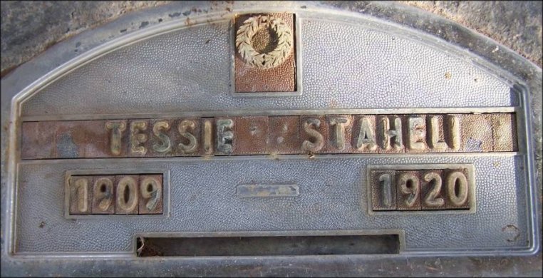 Tessie Staheli headstone
