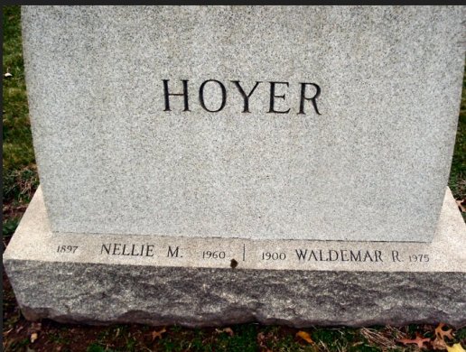 Waldemar Romeis Hoyer, Nellie H. Hoyer