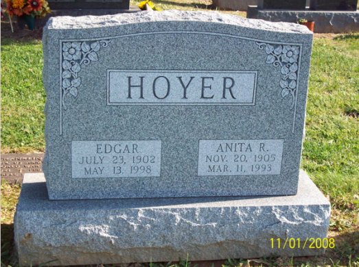 Edgar Hoyer, Anita R. Hoyer