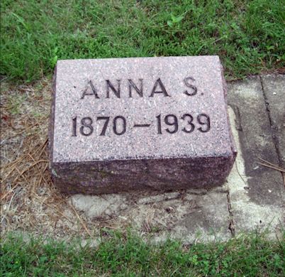 Anna S. Hurtig