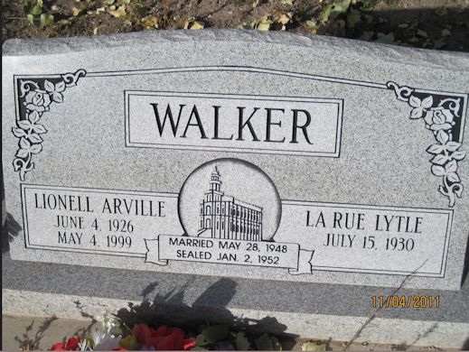 Lionell Arville Walker headstone