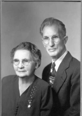 Niels Alma Peterson, Annie Sophia Walker