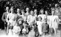 B. Vern Bullock, Clara Peterson Bullock, Laurence
                                Peterson, Wavie Williams Peterson, Niels Alma Walker, Annie Walker Peterson, Zella Peterson,
                                Elayne Peterson, Verda Peterson Bollschweiler, George Bollschweiler, Elizabeth Staheli Walker