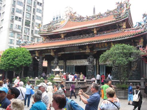 Lungsham Temple, Taipei, Taiwan