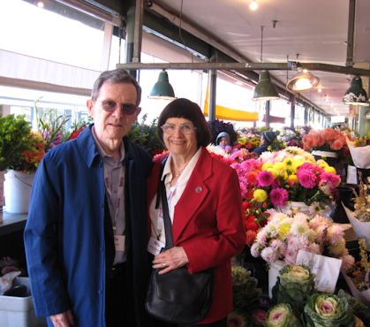 Pike Market Place, Seattle, Dan Hancock, Karen Hancock